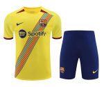 Conjunto de calentamiento FC Barcelona amarillo franja azul y roja