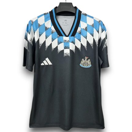 Camiseta Newcastle United 26/27 Retro