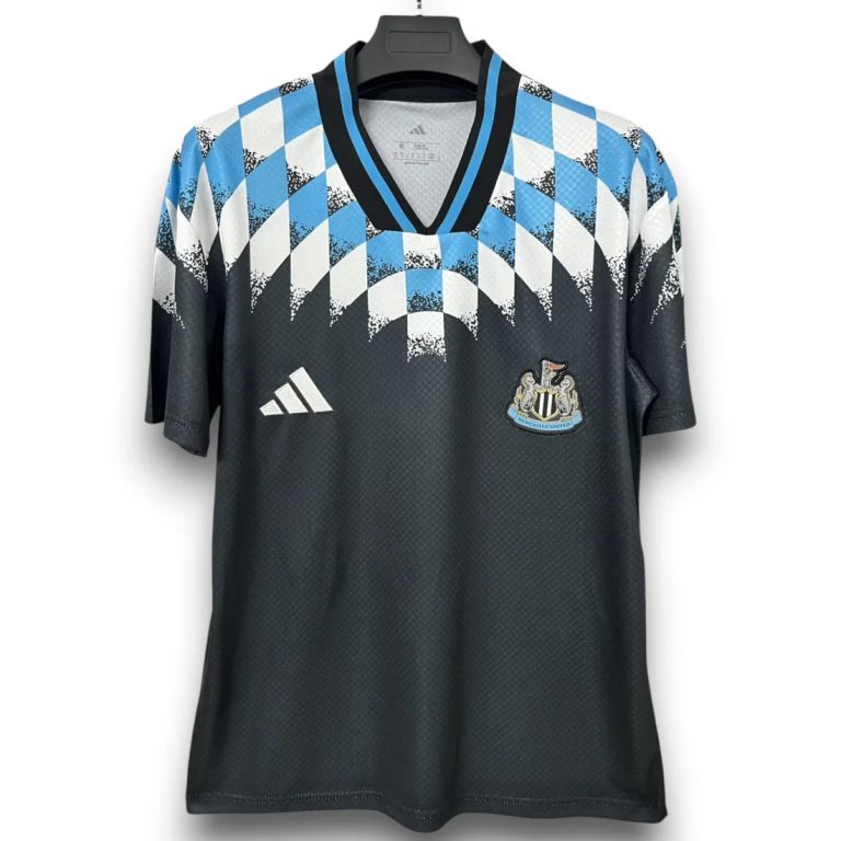 Camiseta Newcastle United 26/27 Retro